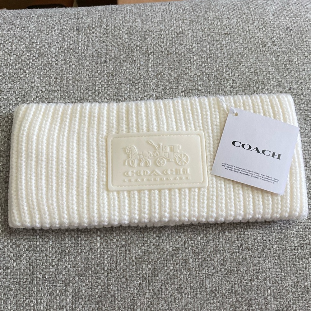 Coach headwarmer. BNWT